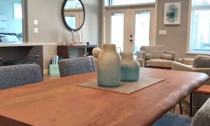 Okanagan-Similkameen House | Luxury 4-Bedroom Retreat in the Heart of Wine Country