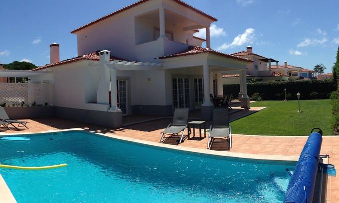 Praia del Rei Villa | Luxury 4 bedroom villa with private pool on 5* golf & beach resort