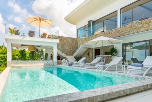 Bophut Hills Villa | Luxury 5 bedroom oceanview villa in Bophut with Staff