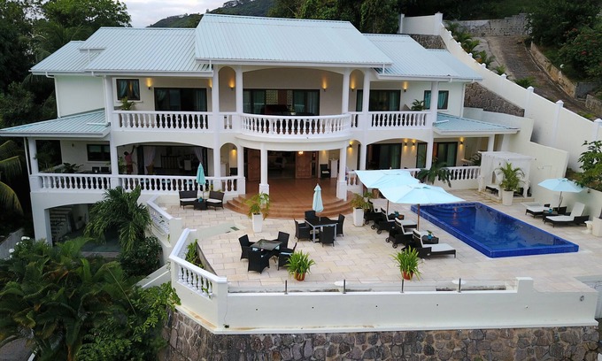 Glacis Villa | Luxury 5 Bedroom Villa