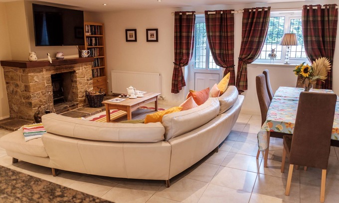 Knott End-on-Sea Cottage | Luxury 5 star cottage with 3 bedrooms