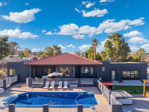 Cottonwood House | Luxury 5BR Cottonwood Retreat with Pool and Panoramic Views