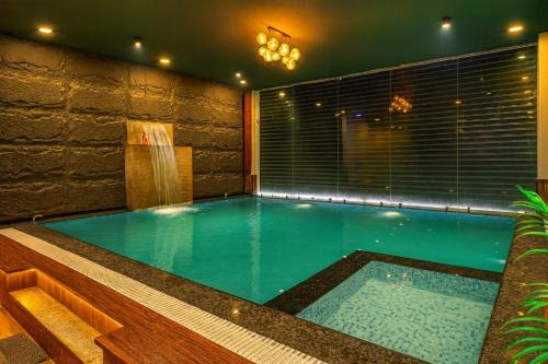 Vidhyadhar Nagar Villa | Luxury 6BHk Pool Villa Near Jaipur Railway Station