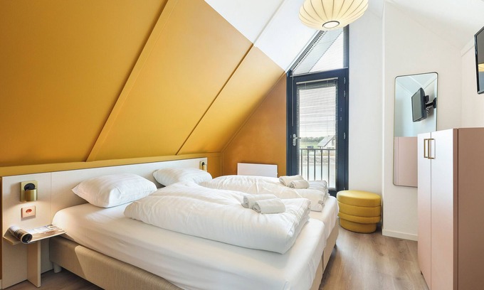Westerbork House | Luxury 8-person residence in the holiday park Landal Drentse Lagune