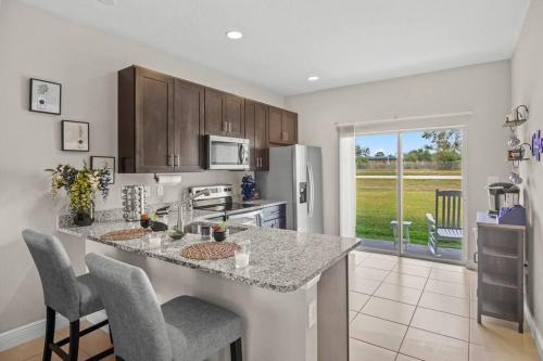 Poinciana Apartment | Luxury and tranquility, In the Heart of Poinciana, just 30 min from Disney!