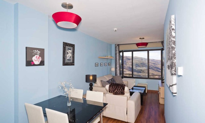 Pradollano Apartment | Luxury apartment with garage.