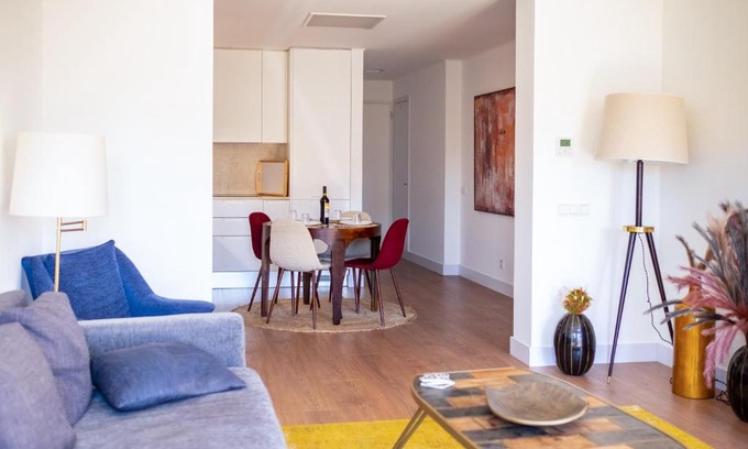 Misericordia Apartment | Luxury Apartment near Cais do Sodré