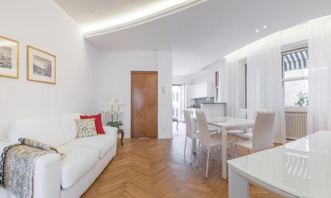 Cannaregio Apartment | Luxury Apartment On Grand Canal by Wonderful Italy