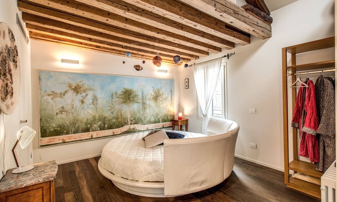 Castello Apartment | Luxury apartment overlooking Biennale Gardens