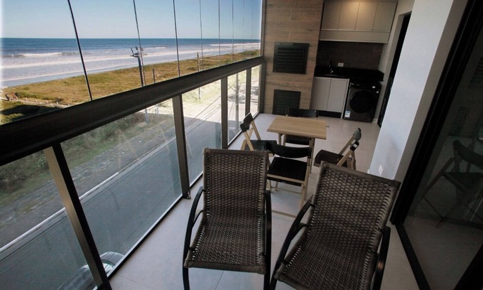 Matinhos Apartment | Luxury Apartment with Sea View