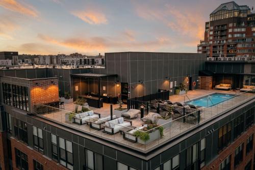 Downtown Apartment | Luxury Apartments by Hyatus at The Asher