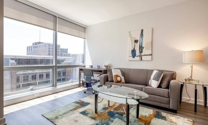Downtown Apartment | Luxury Apt Near Downtown