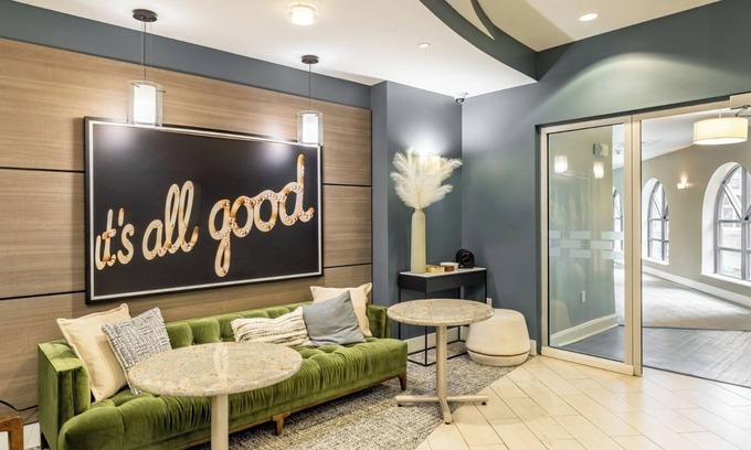 White Plains Apartment | Luxury Apt with Gym - BSC-202J