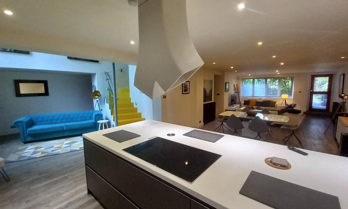Gifford House | Luxury Architect Designed Home