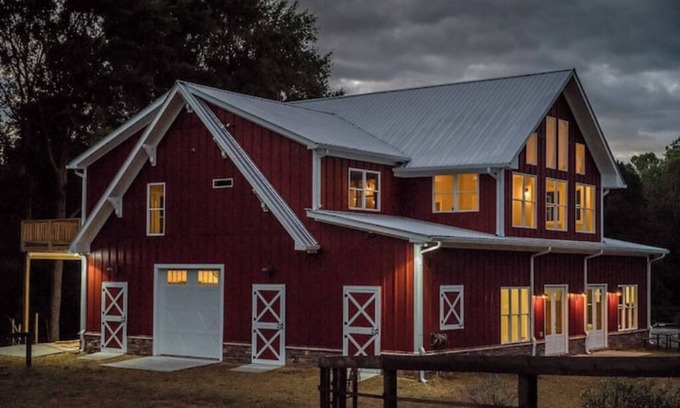 Canton House | Luxury Barndominium with Value-Add Experiencesn