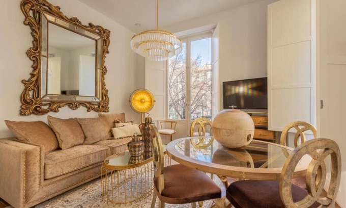 Granada City Center Apartment | Luxury BibRambla Apartment