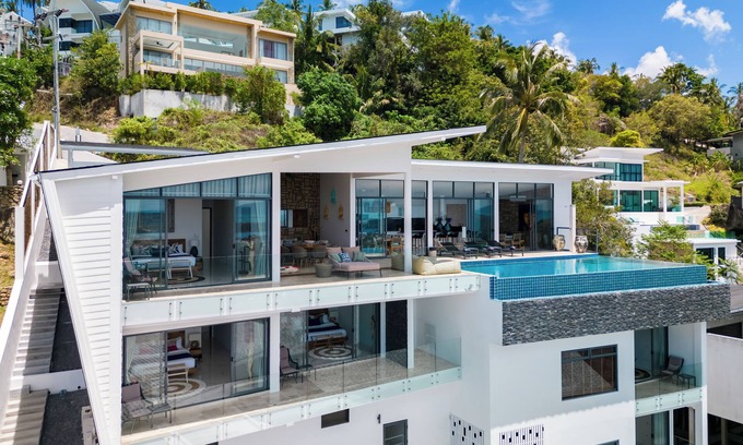 Bophut Villa | Luxury Blue Coco Sea View Villa - 4x4 SUV included