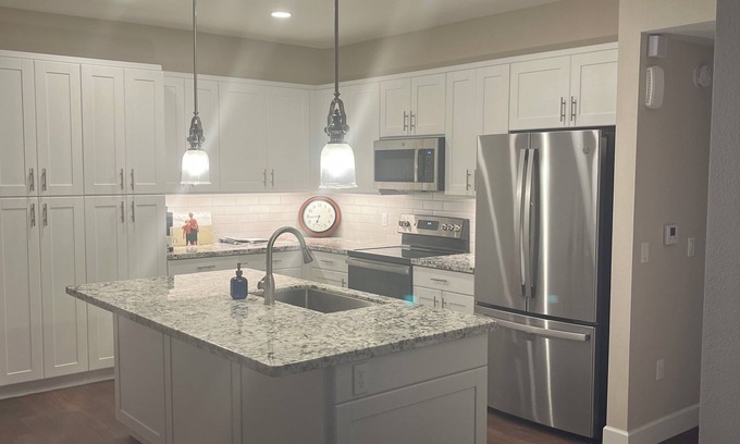 North Scottsdale Apartment | Luxury brand new unit. Gorgeous mountain views from 2nd floor patio. Garage.