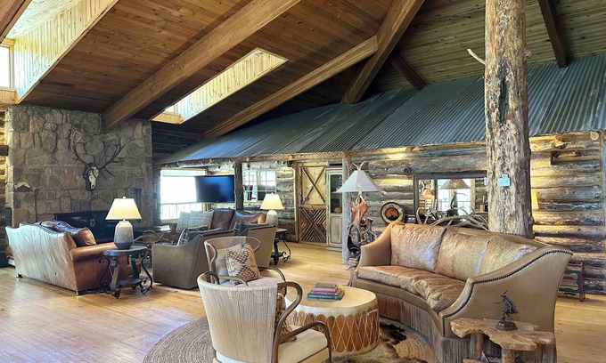 Sacramento Cabin | Luxury cabin located on a private ranch in Cloudcroft
