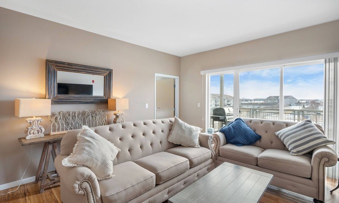 Grand Forks Apartment | Luxury Centrally Located Apartment