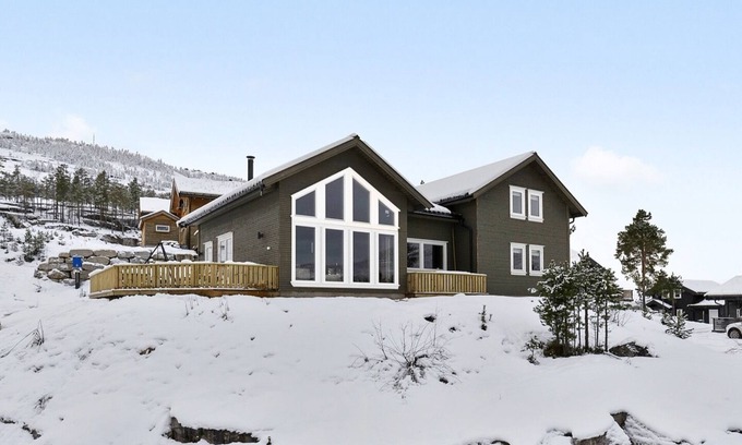 Kviteseid Ski Chalet | Luxury chalet at the ski slope (Ski In/Out)