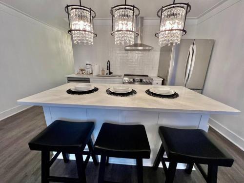 Gainesville House | Luxury City Loft in Gainesville C