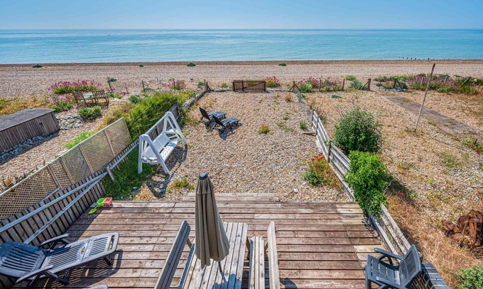 Pevensey Villa | Luxury Coastal Escape with Unmatched Views & Family Ready.