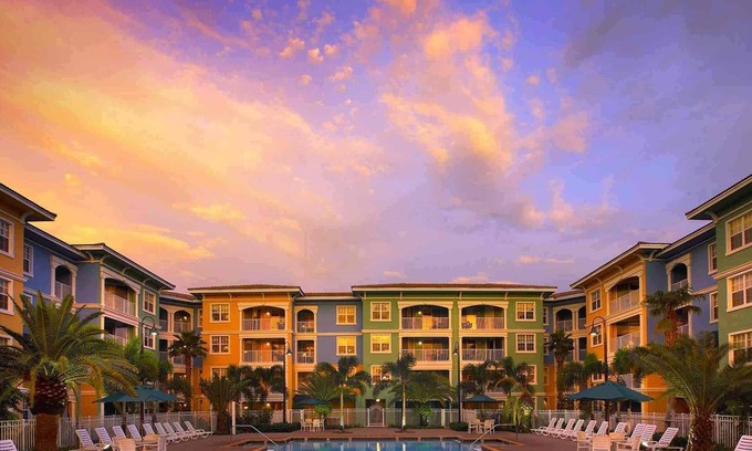 Weston Condo | Luxury Condo in Weston