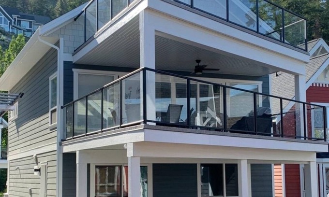 Central Okanagan House | Luxury Cottage at La Casa Resort - Fun and relaxing for all ages! 3 Bedrooms