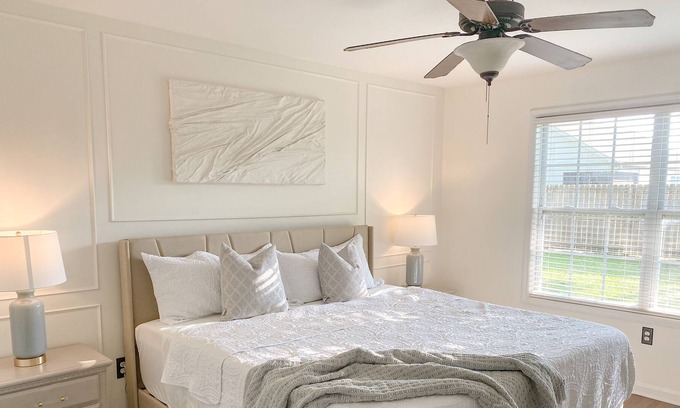 Enterprise House | LUXURY- Cottage on Winterberry ✨