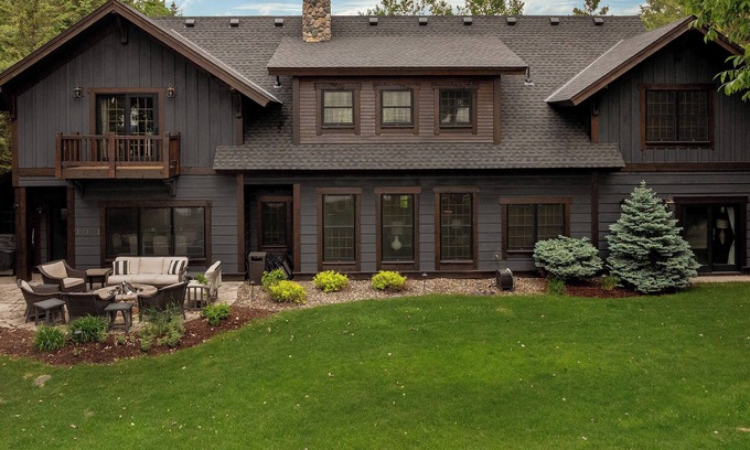 Pequot Lakes House | Luxury Craftsman Lower Whitefish Home