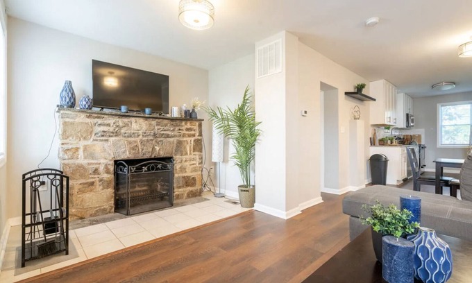 Cylburn House | Luxury Cylburn Home -Walking Distance to Mt. Sinai Hospital & Cylburn Arborateum