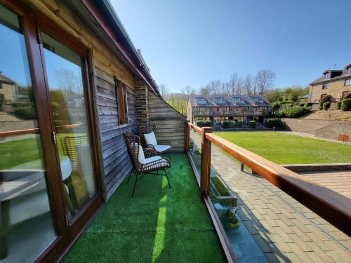 Totnes House | Luxury Dog Friendly Cottage - Golf & Spa Breaks