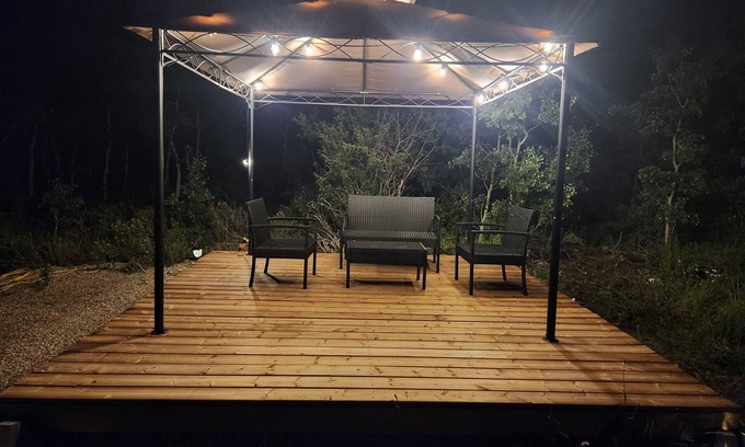 Calgary RV Rental | Luxury Dome 2