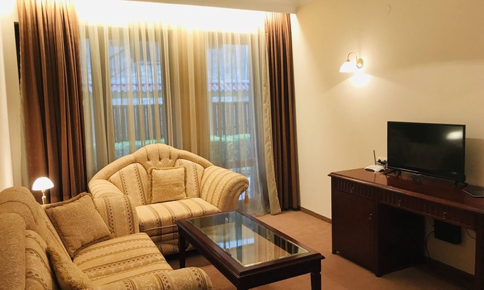 Shiligarnika Apartment | Luxury Downtown apartment-Gondola
