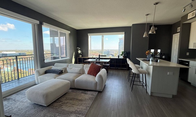 Downtown Orlando Apartment | Luxury Downtown Retreat with Breathtaking City & Lake Views