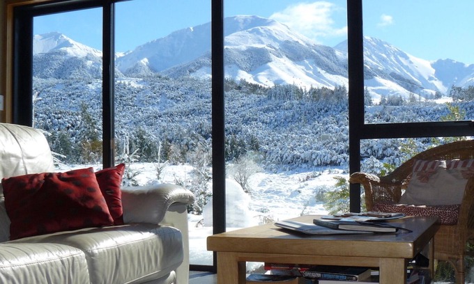 Mt Lyford House | Luxury eco lodge with optional private outdoor hot tub and amazing views.