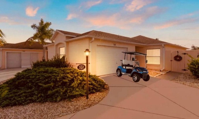The Villages House | LUXURY ESCAPE-Better Than a 5-Star Hotel: 2 Bed/1 Bath/Encl Lanai w/Heat & A/C