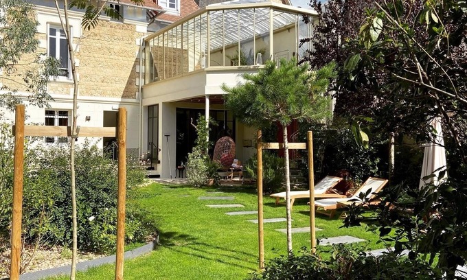 Deauville City Centre Villa | Luxury family villa in Deauville near the sea and the town center