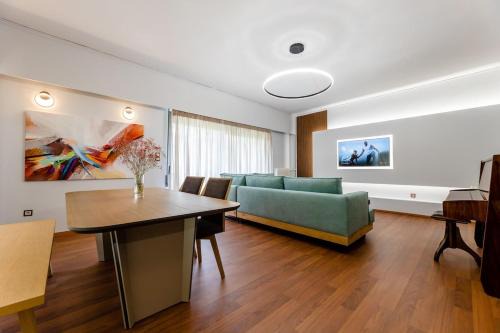 Mousio Apartment | Luxury flat at archaeological museum