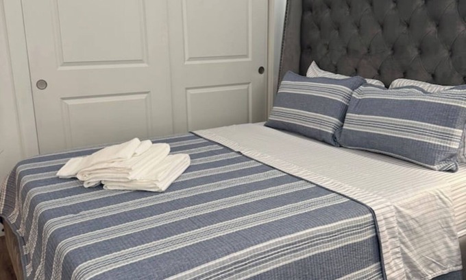 Spring Garden Apartment | Luxury Flat with balcony in unit washer dryer