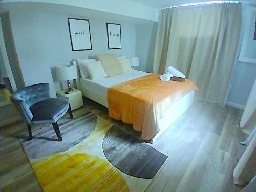 Northeast Bed & Breakfast | Luxury & Friendly Private Room in DC