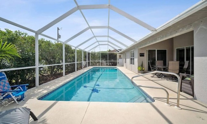 Mariner House | Luxury Getaway in Cape Coral with heated Pool!