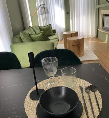 Kvartal Noviya Grad Apartment | Luxury Green Apartment - up to 4 people