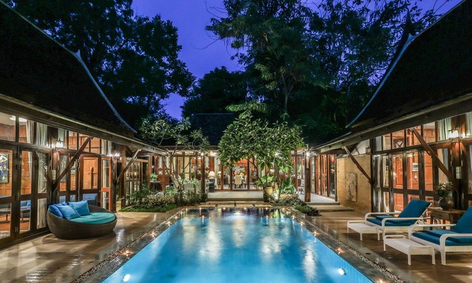 Saraphi Villa | Luxury Hannah Villas - A Touch of Thai Luxury.