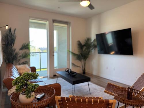 Lyon Street Apartment | Luxury Haven Steps from Santa Ana Zoo & Cultural Gems
