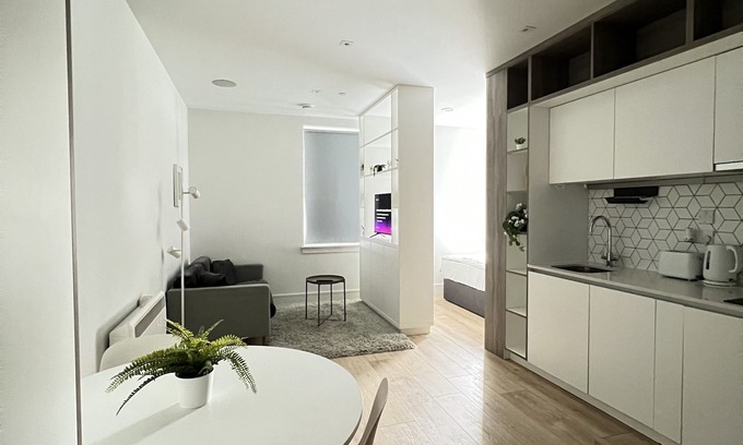 London Borough of Hounslow Apartment | LUXURY HEATHROW AIRPORT VOYAGER HOUSE APARTMENTS