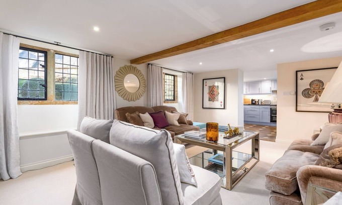 Great Tew House | Luxury home in Great Tew: Experience the elegance of the Cotswolds