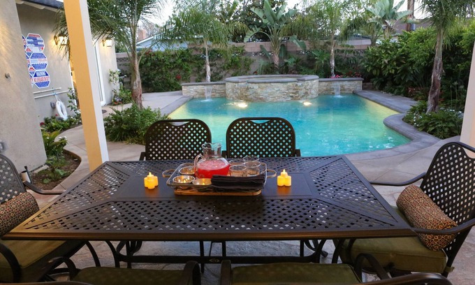 Hermosa Village House | Luxury Home: Pool/Jacuzzi, 3 Ensuites, Walk2Disney