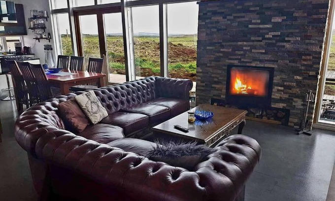 Selfoss Villa | Luxury home surronded with extraordinary nature